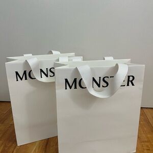 GENTLE MONSTER Shopping Bags